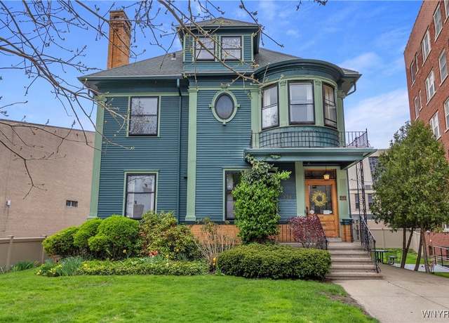 Property at 134 Linwood Ave, Buffalo, NY 14209, 3 beds, 3 baths