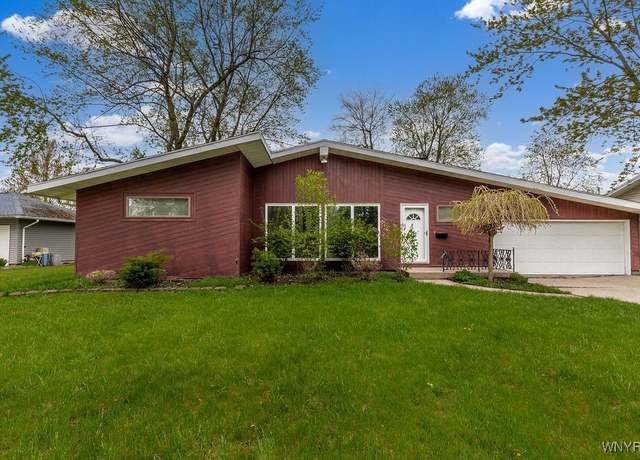 Property at 204 Delamere Rd, Amherst, NY 14221, 2 beds, 1.5 baths