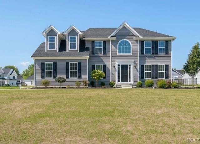 Property at 3383 Ashwood Dr, Wheatfield, NY 14120, 4 beds, 2.5 baths