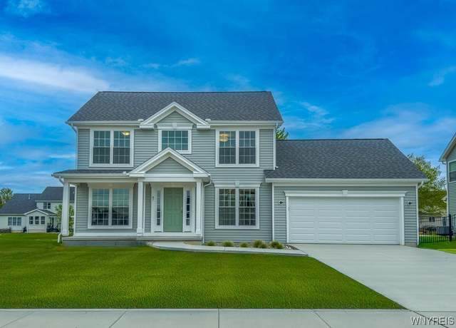 Property at 47 Greenspring Ct, West Seneca, NY 14224, 3 beds, 2.5 baths