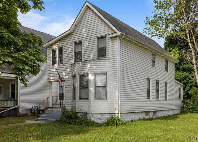 Property at 628 25th St, Niagara Falls, NY 14301, 5 beds, 2 baths