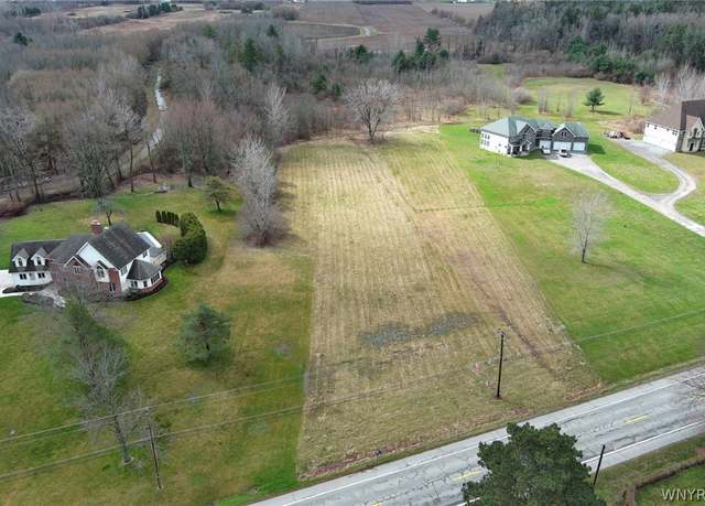 Property at 4286 E Lake Rd, Wilson, NY 14172