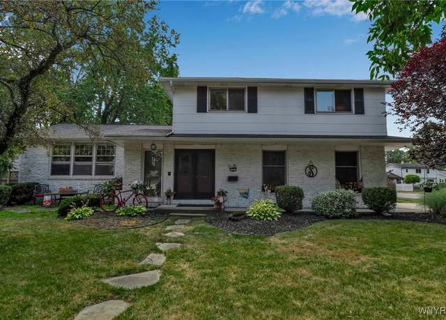 Property at 107 Autumnview Rd, Amherst, NY 14221, 4 beds, 2.5 baths