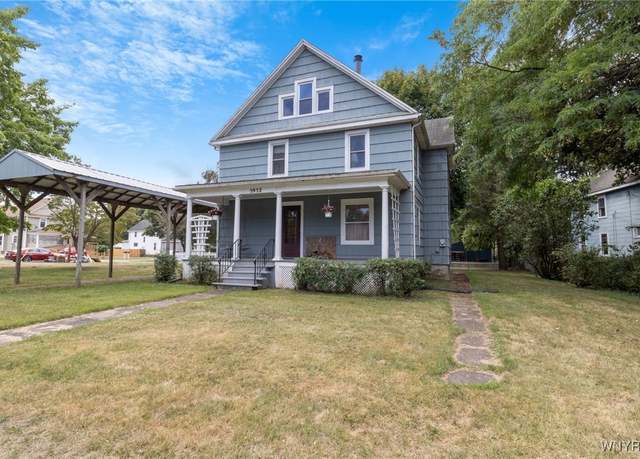 Property at 5952 Railroad Ave, Newfane, NY 14028, 5 beds, 3 baths