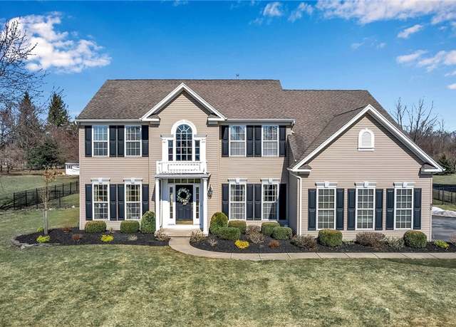 Property at 90 Graystone Ln, Orchard Park, NY 14127, 4 beds, 2.5 baths