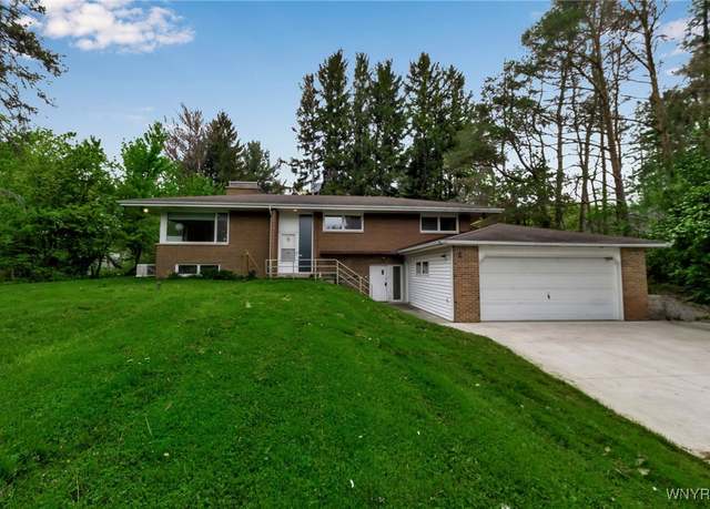 Property at 11746 Liberia Rd, Marilla, NY 14052, 3 beds, 1.5 baths