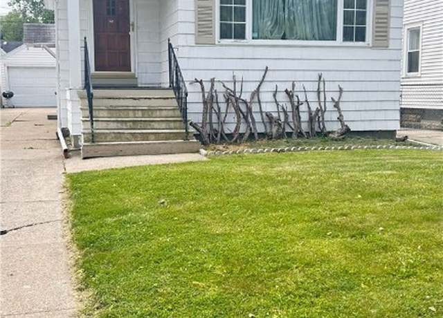 Property at 43 Whitehall Ave, Buffalo, NY 14220, 5 beds, 2 baths