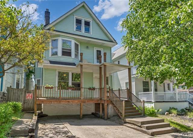 Property at 254 W Utica St, Buffalo, NY 14222, 6 beds, 2 baths