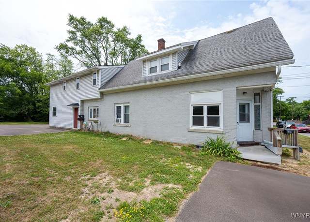 Property at 120 Maple Ave, Hamburg, NY 14219, 6 beds, 3.5 baths