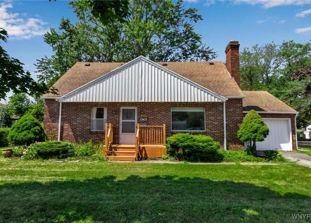 Property at 1362 Nash Rd, North Tonawanda, NY 14120, 4 beds, 2 baths