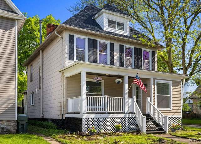 Property at 376 Tremont St, North Tonawanda, NY 14120, 4 beds, 1.5 baths