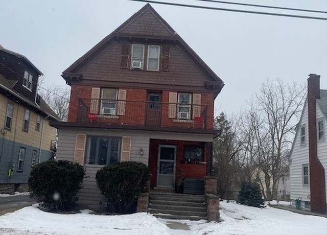 Property at 2846 Mckoon Ave, Niagara Falls, NY 14305, 6 beds, 2.5 baths