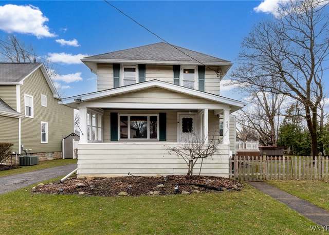 Property at 857 Ohio Ave, North Tonawanda, NY 14120, 4 beds, 2 baths