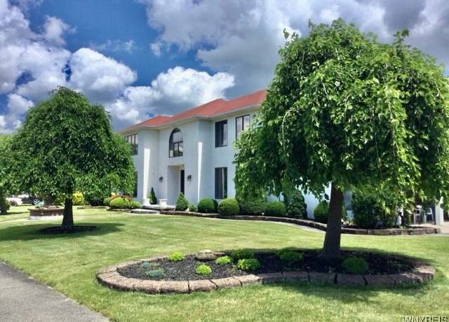Property at 62 Constitution Ave, West Seneca, NY 14224, 4 beds, 3.5 baths