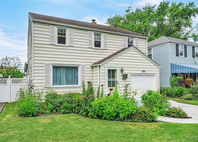 Property at 450 Maynard Dr, Amherst, NY 14226, 3 beds, 1.5 baths