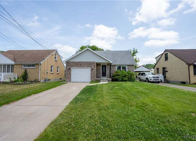 Property at 261 Ehinger Dr, West Seneca, NY 14224, 3 beds, 2 baths