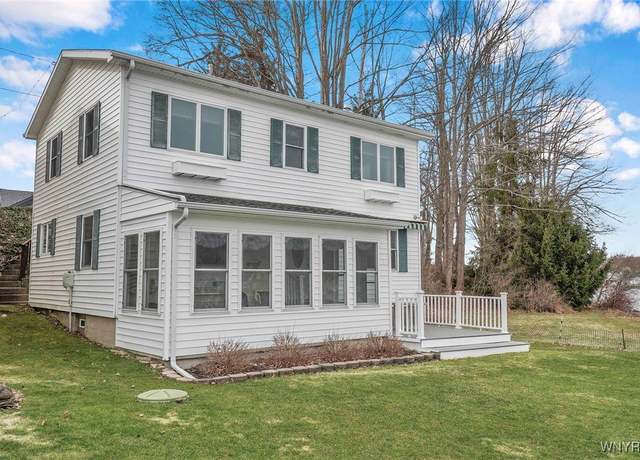 Property at 165 Long Point Dr, Machias, NY 14101, 4 beds, 1.5 baths
