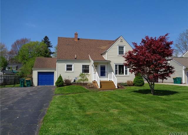 Property at 4274 Trailing Dr, Clarence, NY 14221, 4 beds, 2.5 baths