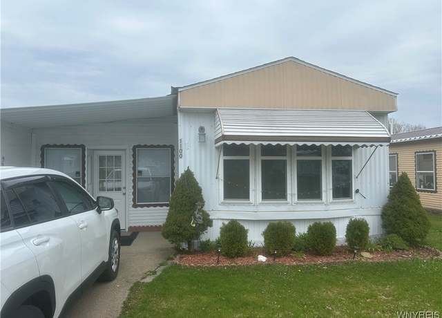Property at 1100 Brookwood, Evans, NY 14047, 2 beds, 1 bath
