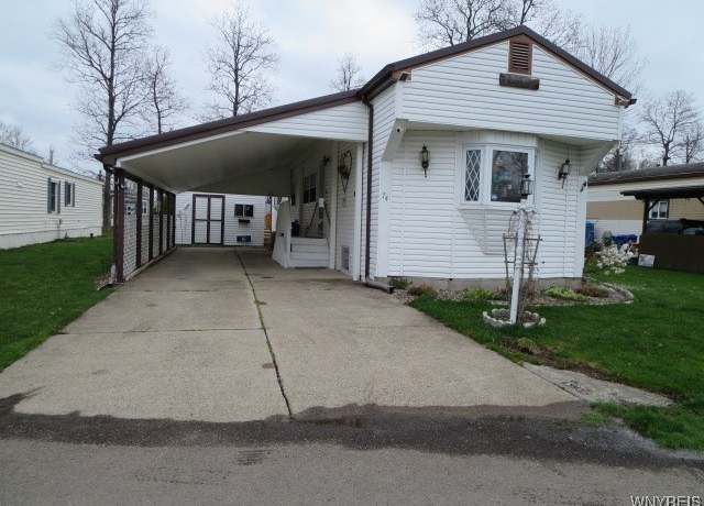 Property at 74 Waterview Pkwy, Hamburg, NY 14075, 2 beds, 1 bath