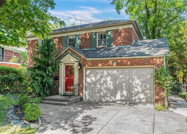 Property at 158 Darwin Dr, Amherst, NY 14226, 3 beds, 1.5 baths