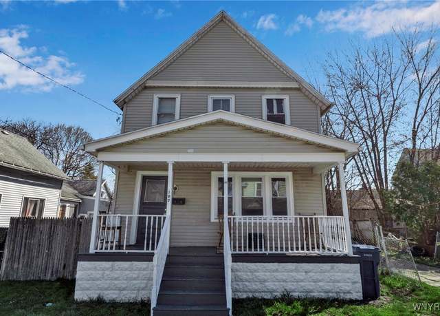 Property at 197 Thompson St, Buffalo, NY 14207, 4 beds, 1.5 baths