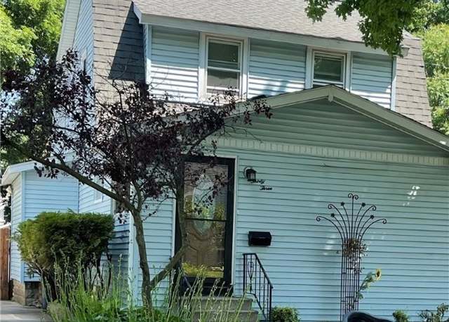 Property at 33 Millar Pl, Lockport City, NY 14094, 2 beds, 1 bath
