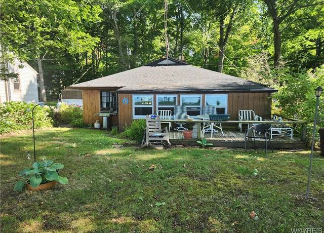 Property at 5335 W Lake Rd, Newfane, NY 14028, 2 beds, 1 bath
