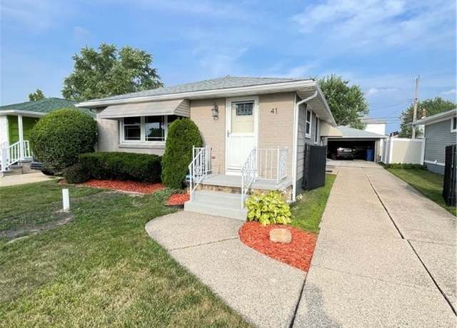 Property at 41 Marion Rd, Amherst, NY 14226, 3 beds, 1 bath