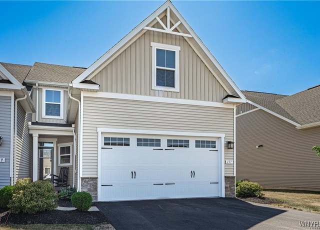 Property at 157 Sandstone Cir, Grand Island, NY 14072, 4 beds, 3.5 baths