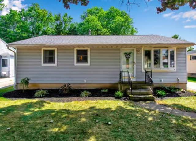Property at 205 Warren Ave, West Seneca, NY 14224, 3 beds, 1 bath