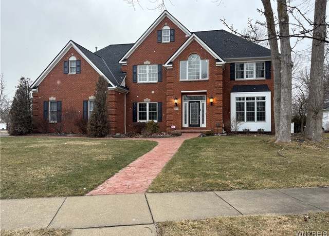 Property at 94 Covent Garden Ln, Amherst, NY 14221, 4 beds, 2.5 baths