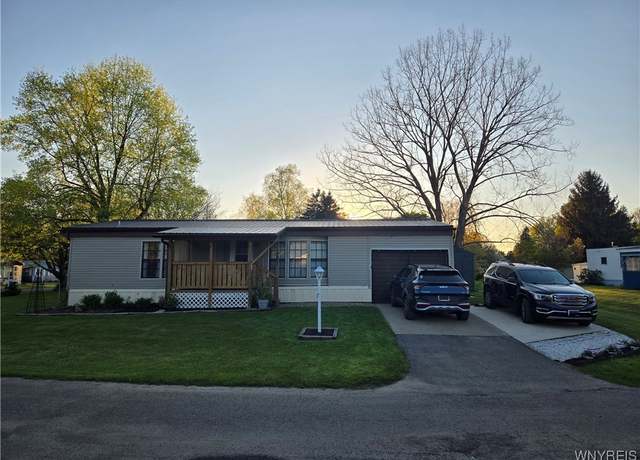 Property at 377 Southview Dr, Arcade, NY 14009, 2 beds, 2 baths