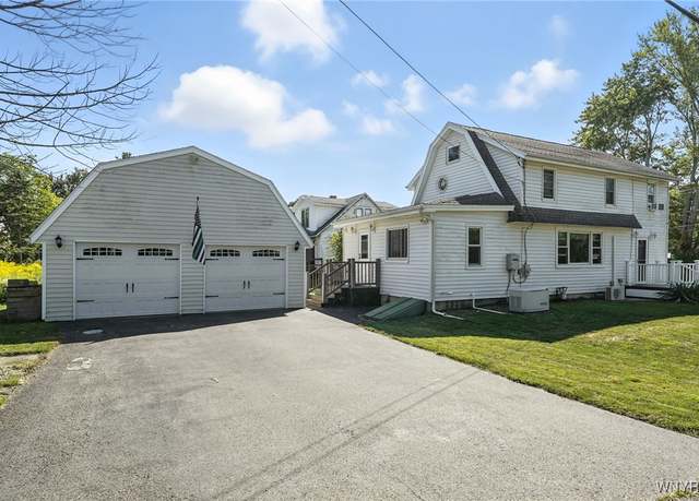 Property at 9379 Lafayette St, Evans, NY 14006, 3 beds, 1.5 baths