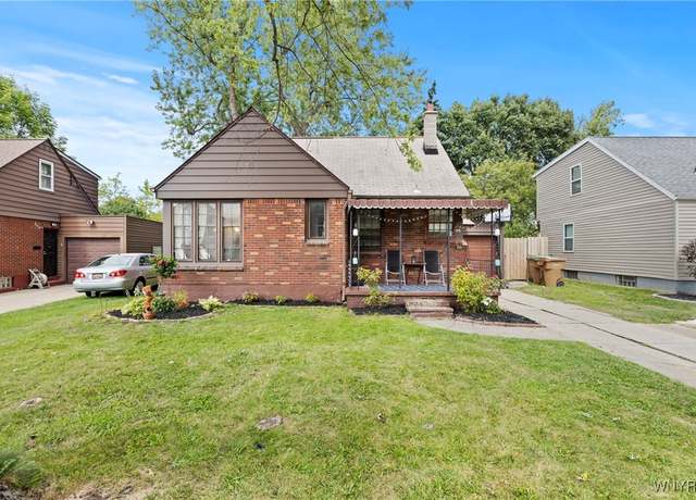 Property at 178 Cleveland Dr, Cheektowaga, NY 14215, 3 beds, 1 bath