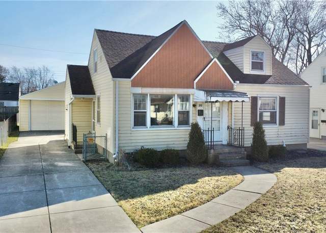 Property at 188 Wrexham Ct N, Tonawanda, NY 14150, 4 beds, 1.5 baths