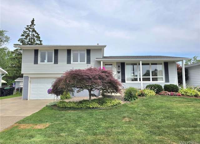 Property at 216 Greenhaven Ter, Tonawanda, NY 14150, 3 beds, 1.5 baths