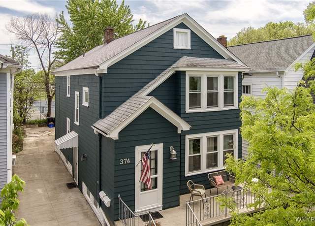 Property at 374 Victoria Blvd, Tonawanda, NY 14217, 4 beds, 2 baths
