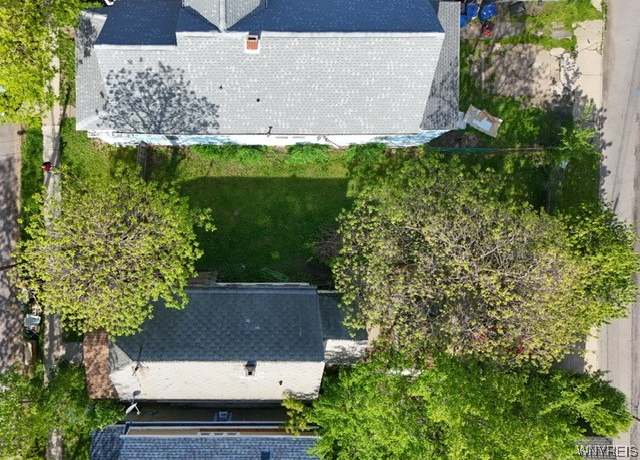 Property at 134 Royal Ave, Buffalo, NY 14207