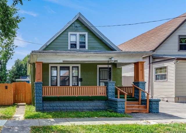 Property at 38 Sobieski St, Buffalo, NY 14212, 5 beds, 3 baths