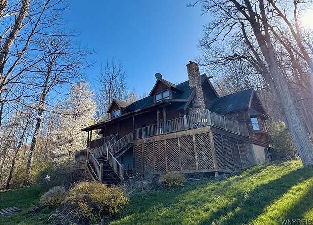 Property at 6718 County Road 12, South Bristol, NY 14512, 3 beds, 2.5 baths