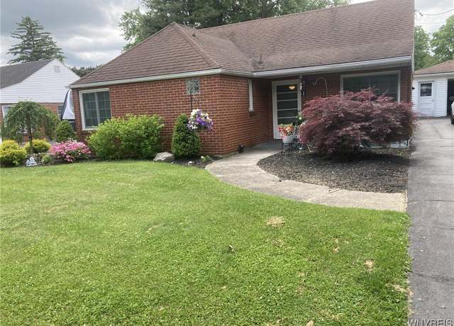 Property at 1 Grandview Ter, Batavia-city, NY 14020, 3 beds, 1 bath