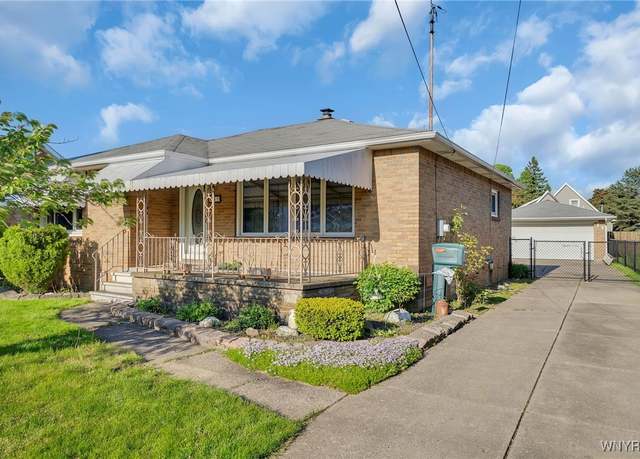 Property at 85 Warsaw St, Cheektowaga, NY 14206, 3 beds, 1.5 baths