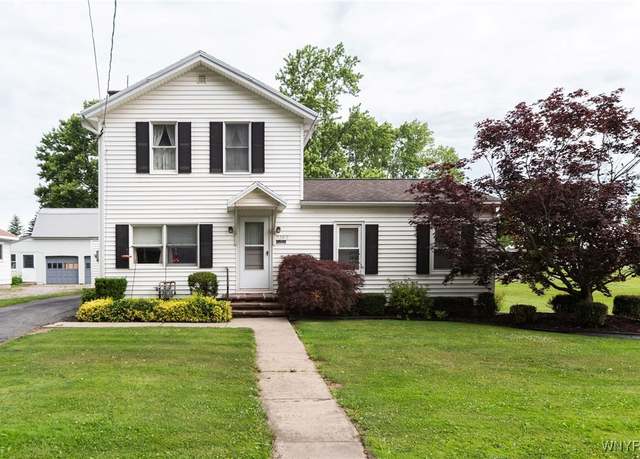 Property at 5589 Little Canada Rd, Bethany, NY 14054, 4 beds, 1 bath
