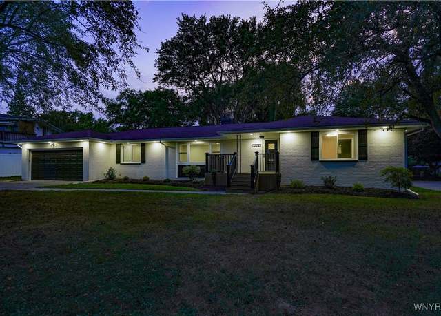 Property at 109 Devon Ln, Amherst, NY 14221, 4 beds, 3 baths