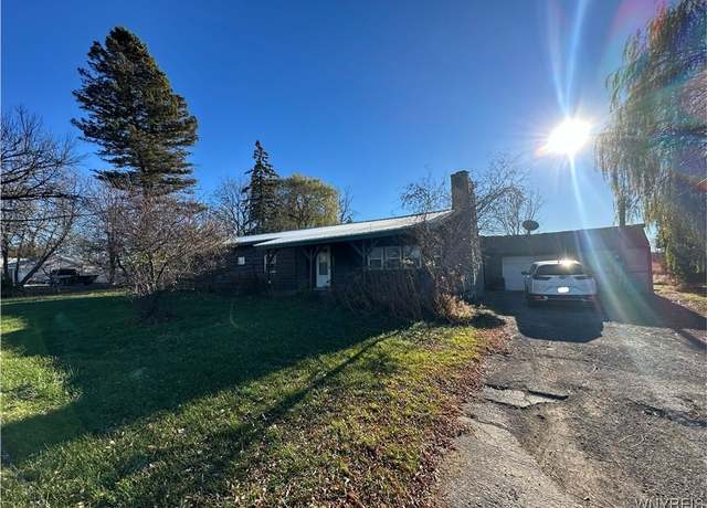 Property at 5585 State Highway 812, Ogdensburg, NY 13669, 4 beds, 1 bath