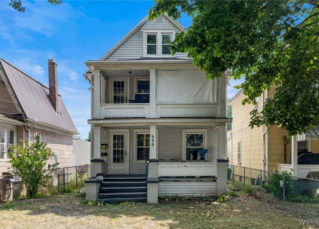 Property at 555 25th St, Niagara Falls, NY 14301, 4 beds, 2 baths