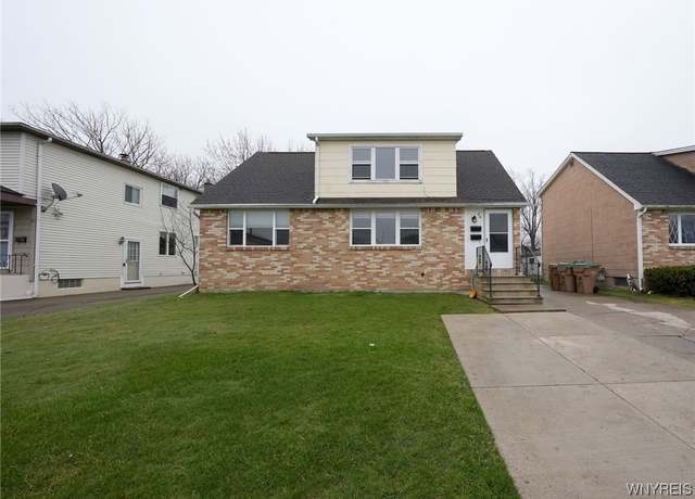 Property at 20 Marie Ave, Cheektowaga, NY 14227, 5 beds, 2 baths