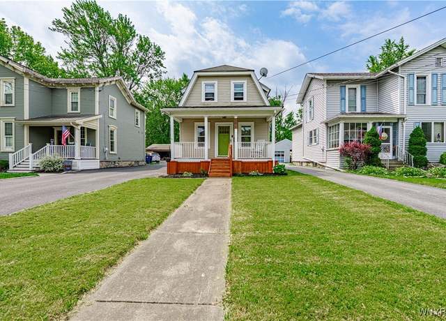 Property at 399 South St, Lockport-city, NY 14094, 2 beds, 1 bath