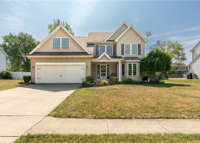 Property at 6 Park Meadow Dr, West Seneca, NY 14224, 4 beds, 2.5 baths